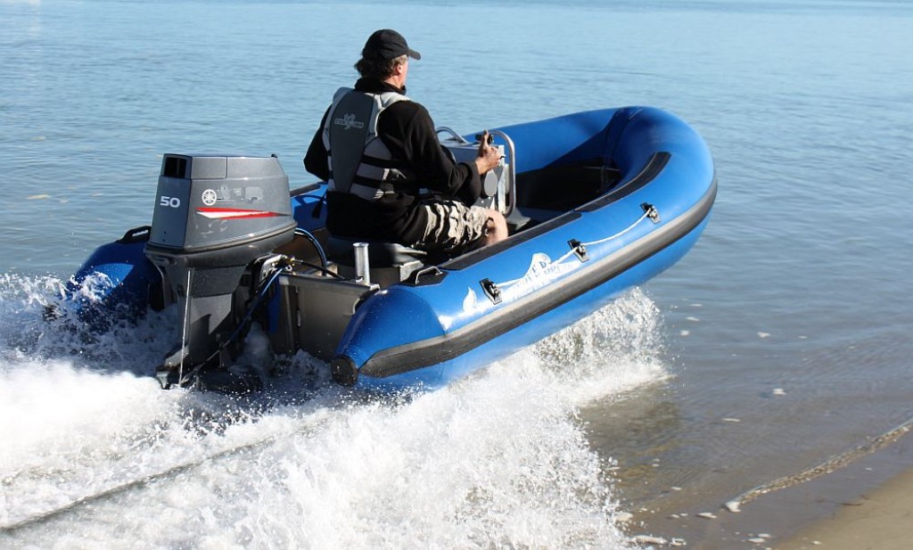 Wavebreak 3.8M equipped with an Outboard Jet Unit